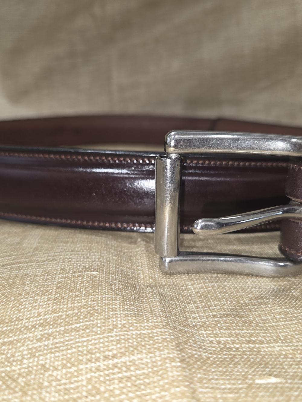 Hanks Belts The Esquire Men's Havana Leather Belt w/ Silver Buckle 38